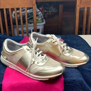 Blair Fashion Petals Cushion Jogger sneaker 11